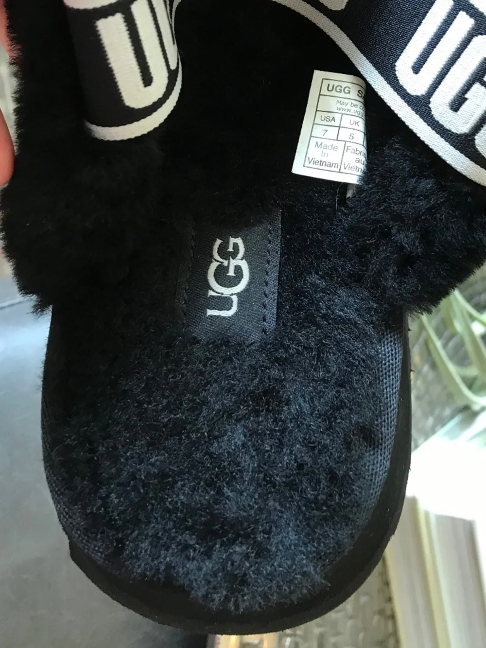 “DOWNTOWN GIRL”🔥 UGG BLACK COZY LOUNGE DISCO CROSS SLIDE PLATFORM SLIPPERS